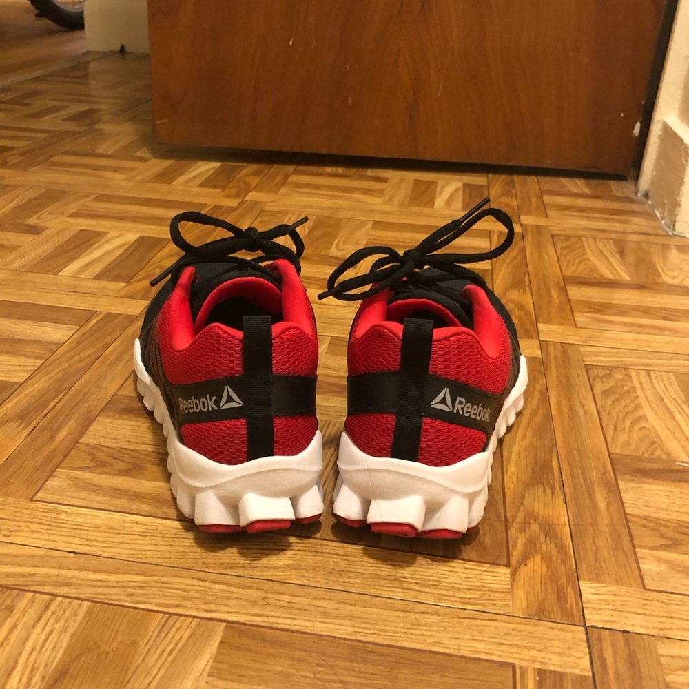 Men Reebok sneakers - Picture 4 of 5